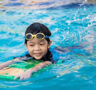 school-age-swim-lesson-3